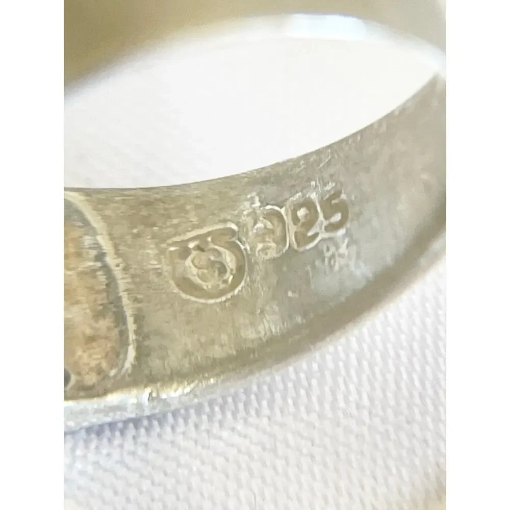 RING Vintage Modernist Art Deco Inspired Sterling Silver & Onyx Band Ring Unisex